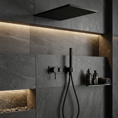 Dual-control thermostatic mixer to maintain your perfect water temperature.